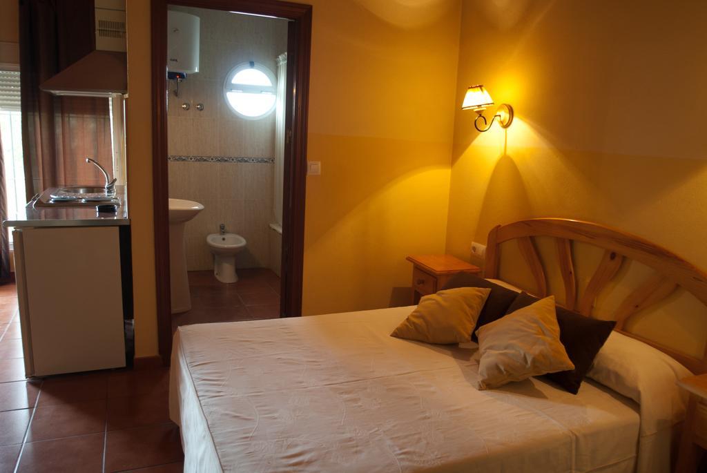 Aparthotel Las Palomas La Puebla de los Infantes Buitenkant foto